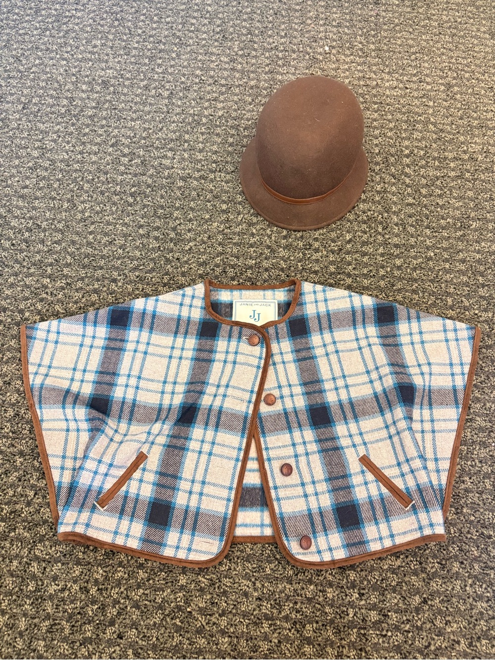 Janie and Jack Plaid Cape Poncho & Brown Hat Set 12-18 Months Fall Winter Outfit